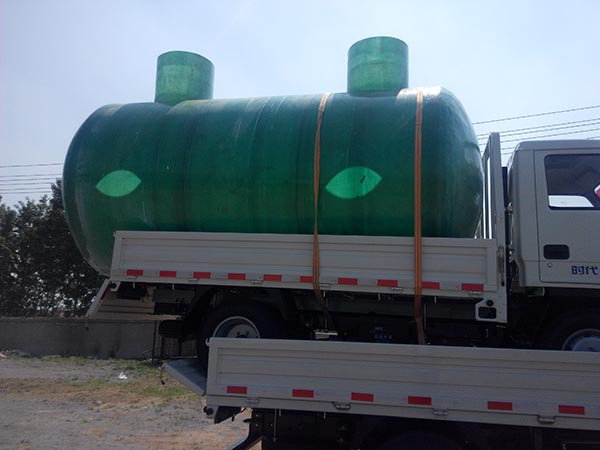 玻璃鋼地埋式污水處理設備發貨圖